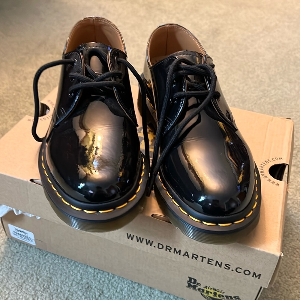 Dr Martens patent leather 1461